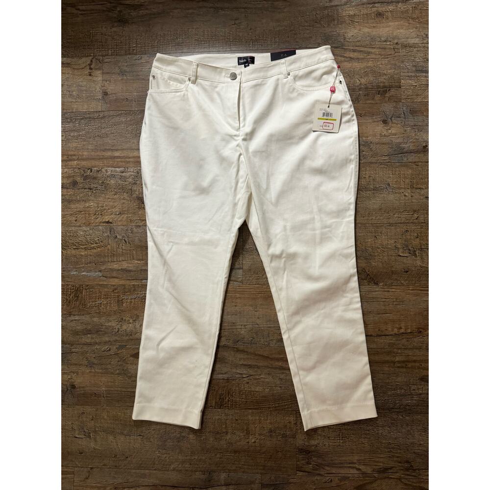 Rafaella 14p classic white higher rise NEW comfortable pant.